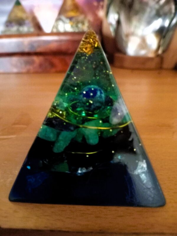 Orgonite Pyramide Océan